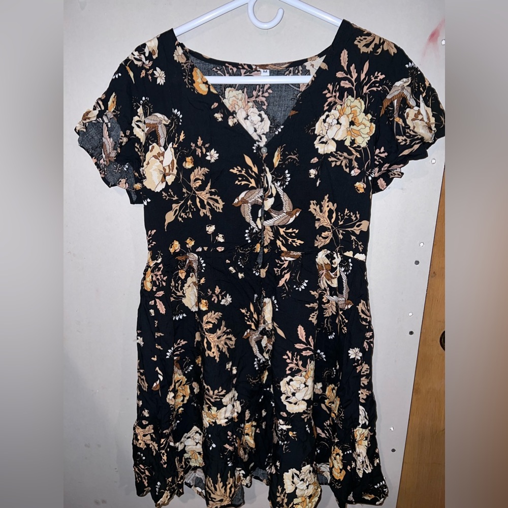 SHEIN Size 6 Black Dress with yellow flowers